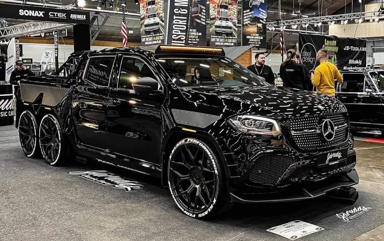 Sean Combs proves patience when spending huge amounts of money onunique Mercedes X-Class 6×6 Woww!