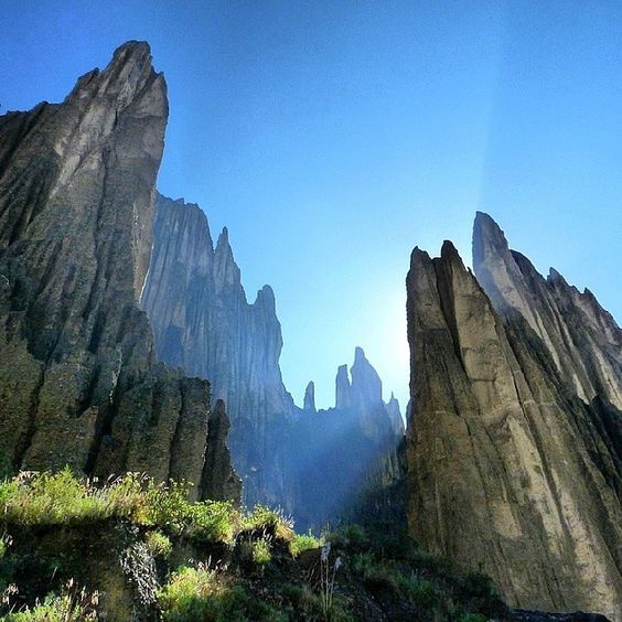 Uncovering the Mysteries of Bolivia's Valley of Souls: A Journey Through a Unique Landscape ‎ - Mnews