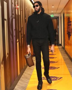 Ahead of the Lakers-Knicks matchup, Anthony Davis raises heads with a $6k Louis Vuitton jacket