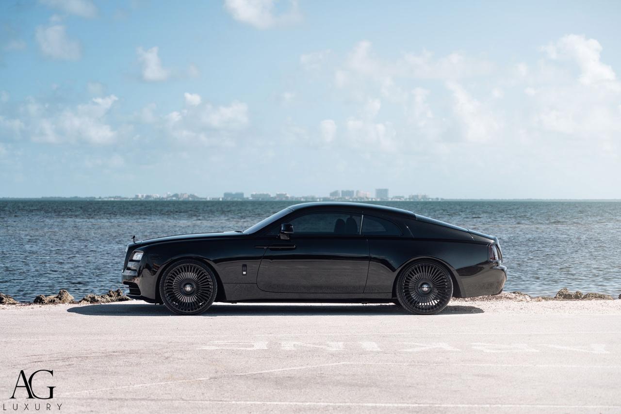 The Stunning Gloss Black Rolls-Royce Wraith with AGL45 Monoblock 24″ Wheels by AG Luxury