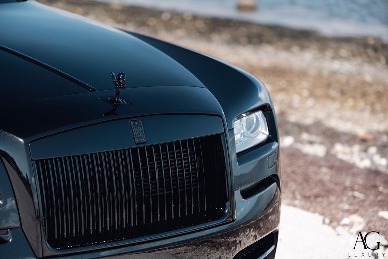 The Stunning Gloss Black Rolls-Royce Wraith with AGL45 Monoblock 24″ Wheels by AG Luxury